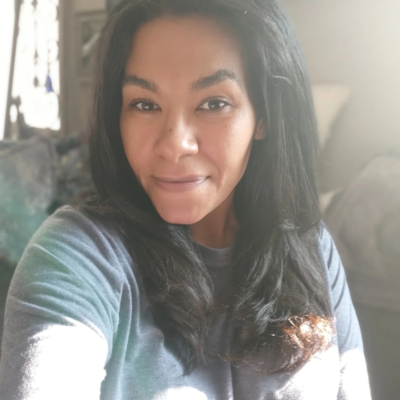 🎉 Like to be Notified of Live Shows & to Save my closet 🥳 - Picture 2 of 4